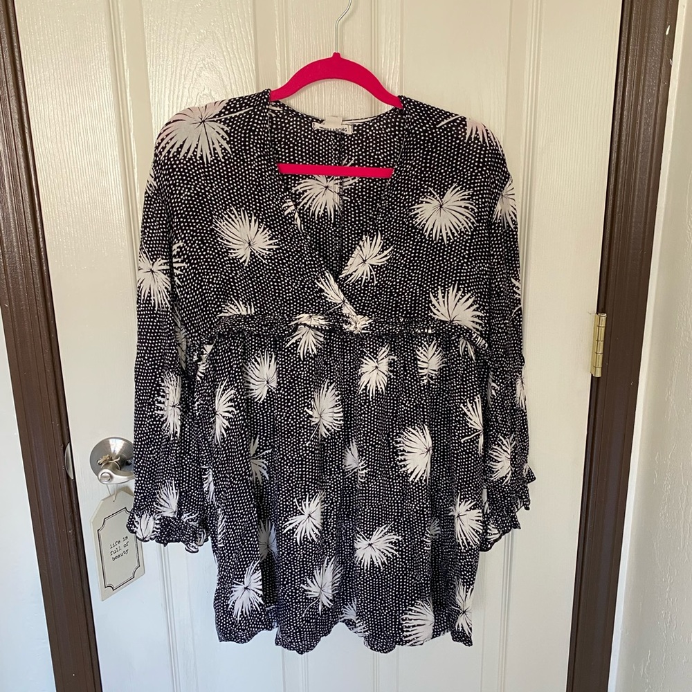 Billabong mini dress or long boho shirt!